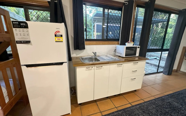 1770 Holiday Village