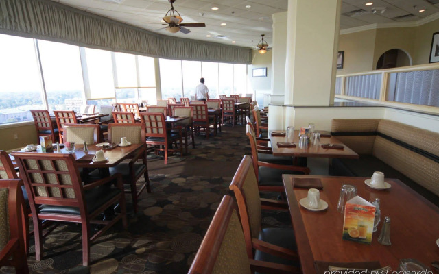 Holiday Inn Charleston Riverview by IHG