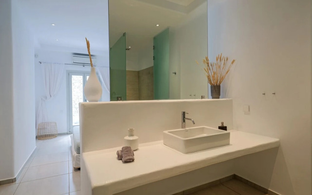 Lux Villa, 5 Master BR, Private Pool, Sunset View!