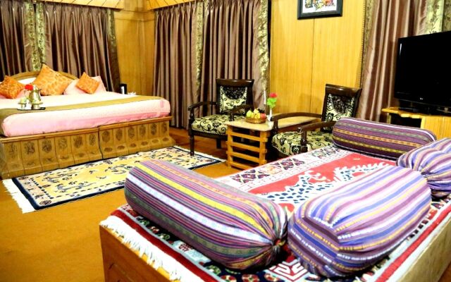 TIH Hotel Royal Palace