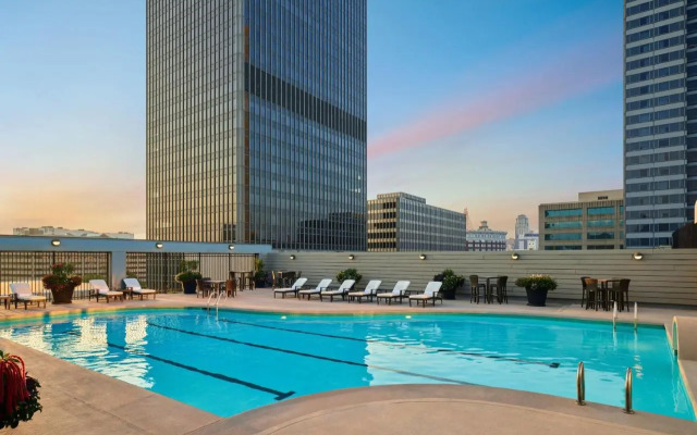 Hyatt Regency Crown Center