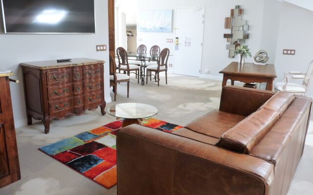 Grand Hotel Des Sablettes Plage, Curio Collection By Hilton