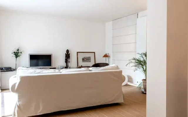 Brebis Halldis Apartment