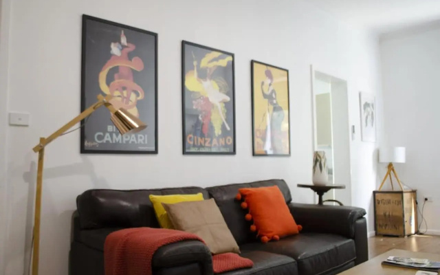 Mary Lemon Cottage – Guest Rooms – Orange