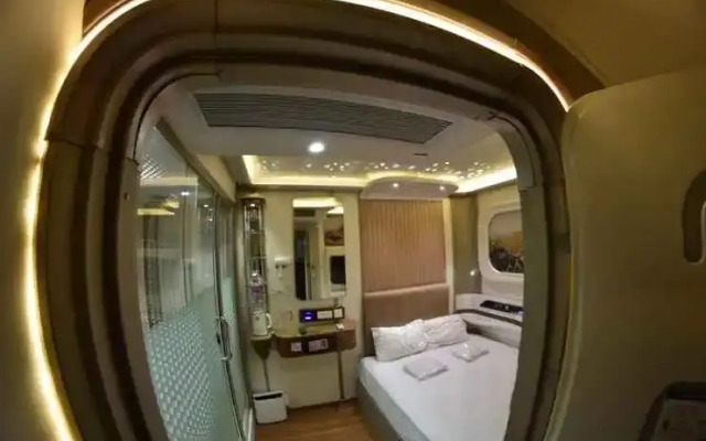 Tab Hotel Capsule Compact Bandung