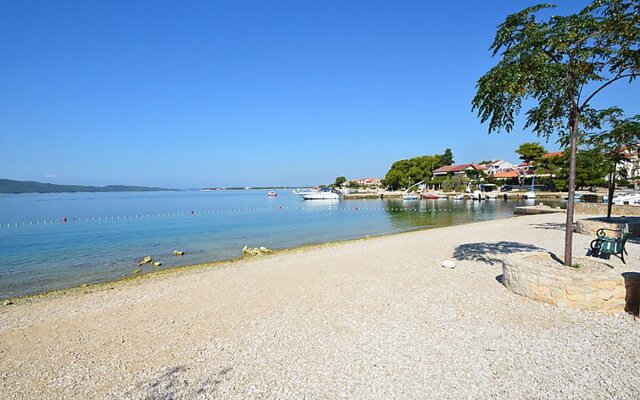 Apartment Tonka Rimini 16122