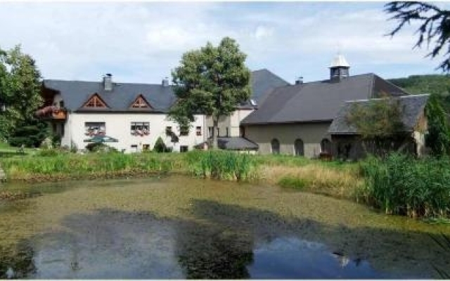 Gasthof Pension Rotes Haus