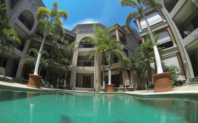Private beach path, pool view- M03
