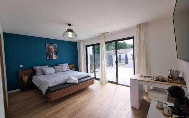 La Suite De La Route Des Chateaux