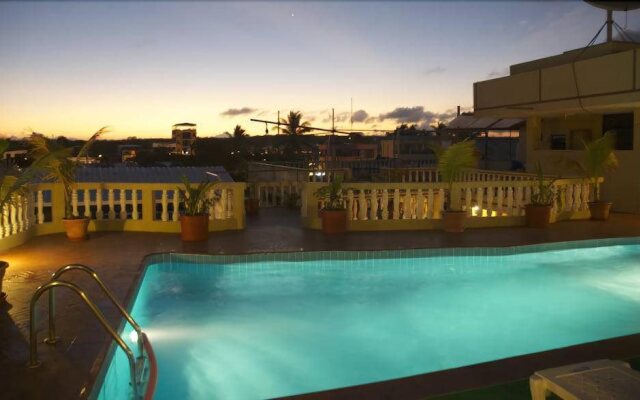Hotel Red Booby