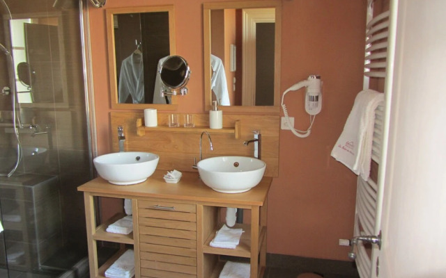 Le Relais des Deux Tours