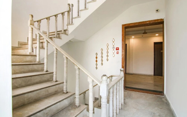 Fabhotel Marritt Grand
