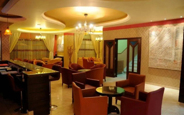Ahiram Hotel