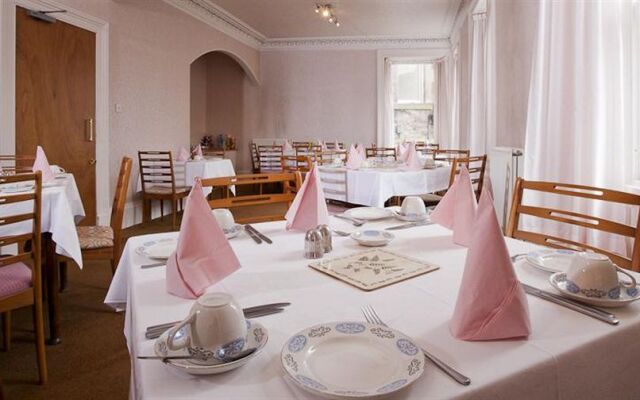 Waverley Hotel