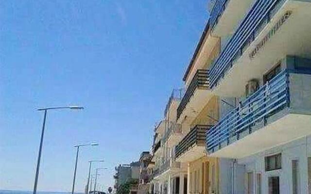 Apartment with 2 bedrooms in Torre Melissa with wonderful sea view furnished balcony and WiFi 300 m from the beach