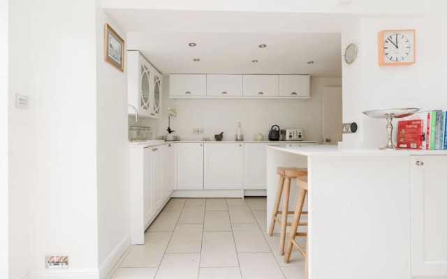 Stylish Townhouse Annexe Cheltenham