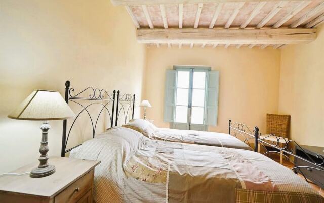 Luxury 3 Rooms Apt Olives in Siena Resort