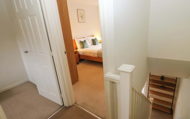 Cottage Holiday Home