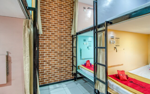 RedDoorz Hostel near Terminal Condongcatur Jogja