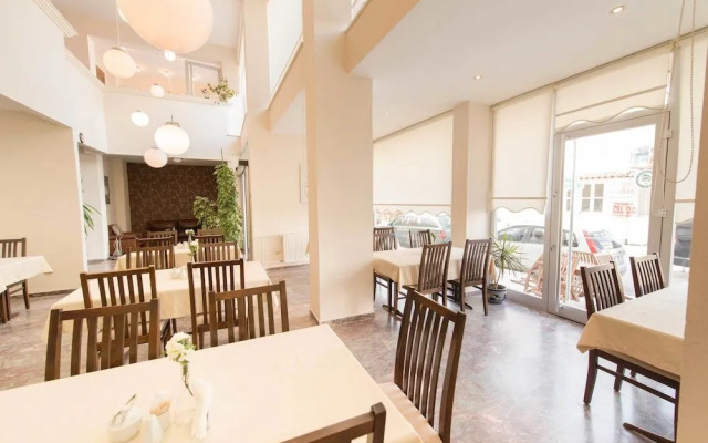 Ileri Hotel & Apartments