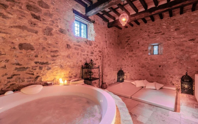 Gran Burrone Castle in Borgo a Mozzano