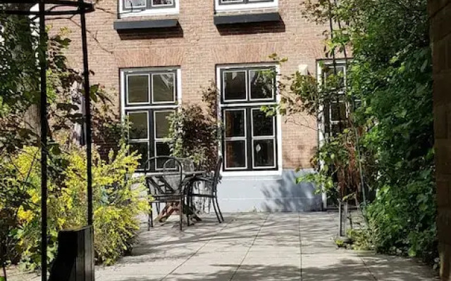 Waar Maas en Waal ...