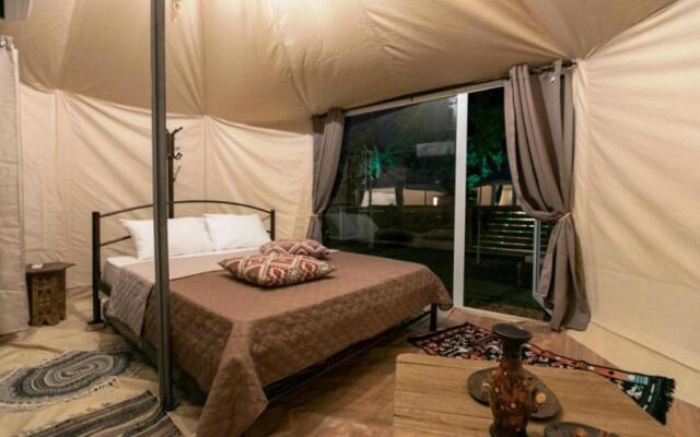Paliouri Luxury Bungalows