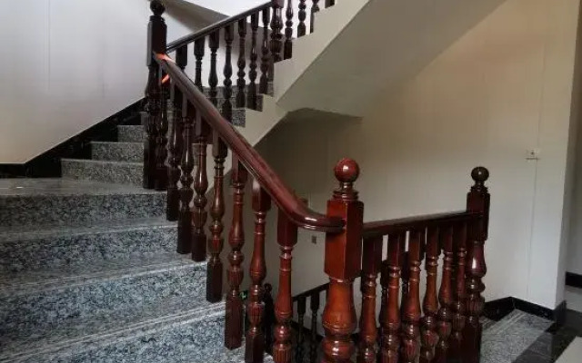 Seven Hotel