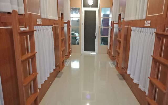 Bogor Cabin Inn - Hostel