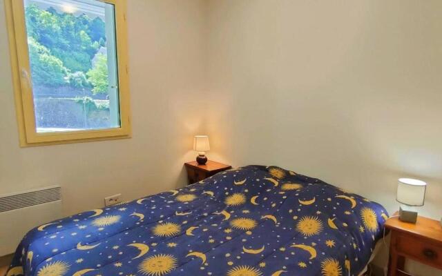 Appartement Cauterets, 3 pièces, 6 personnes - FR-1-234-250