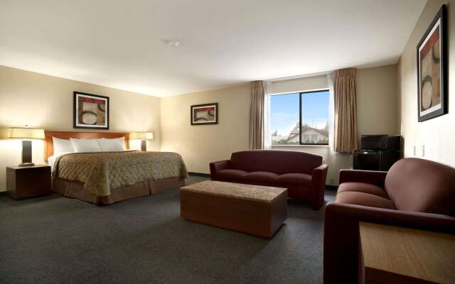 Spark by Hilton - Kent, Seattle