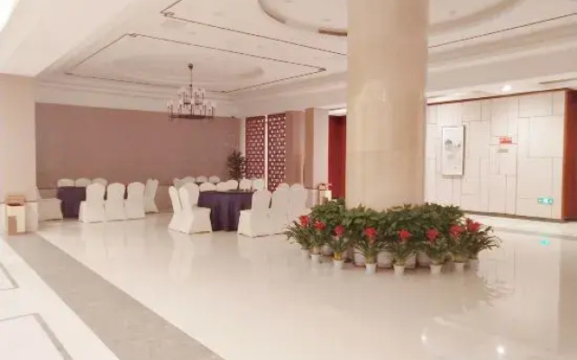 Tongnan Konglead Hotel