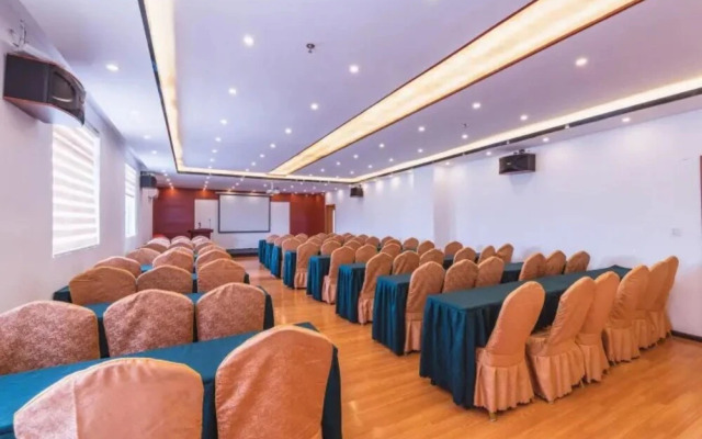 Vyluk J Hotel Guiyang Railway Station