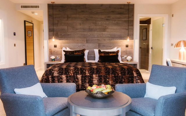 Low Wood Bay Resort & Spa