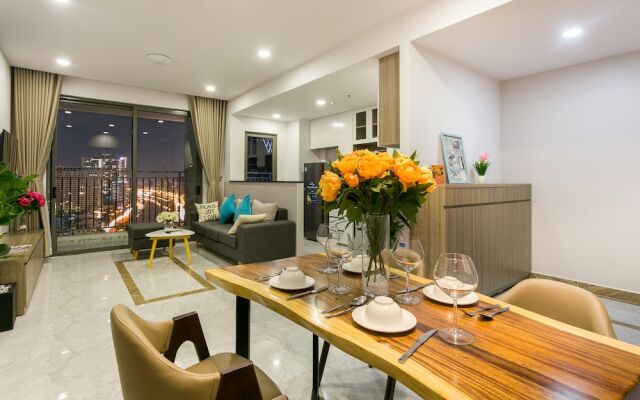 The Milky Way River Gate Apartment