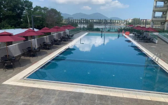 Marina heights hotel residence