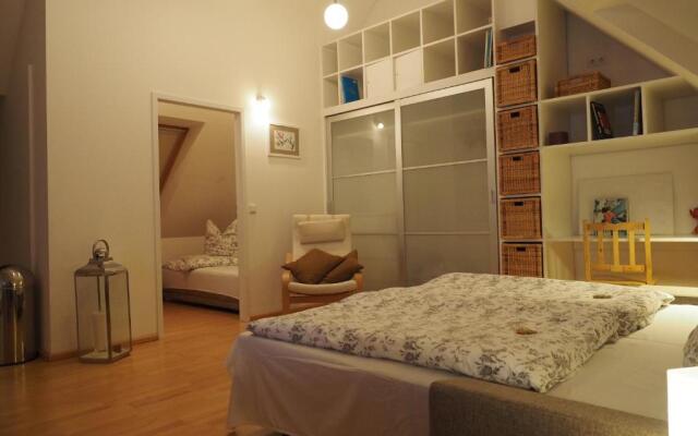 B8 - apartments, bed & breakfast