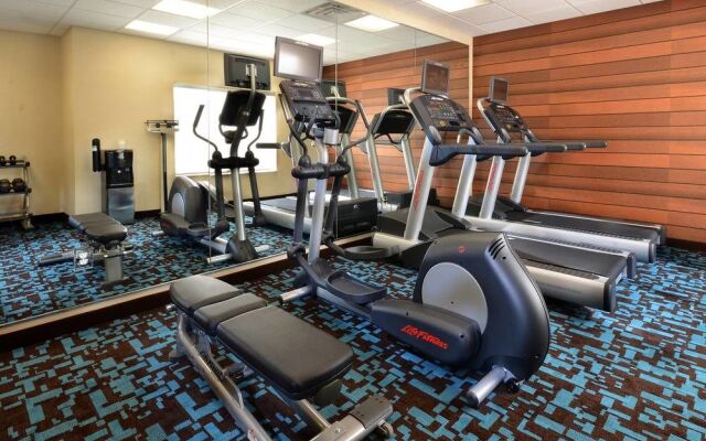 Fairfield Inn & Suites Roanoke North