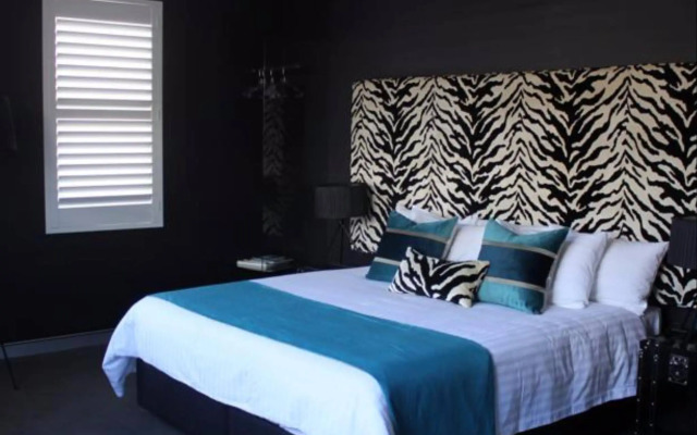 Junction Hotel