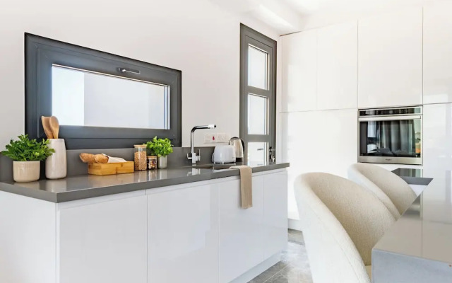 Sanders Evolution 2 - 2 Bedroom Apartment With Private Rooftop