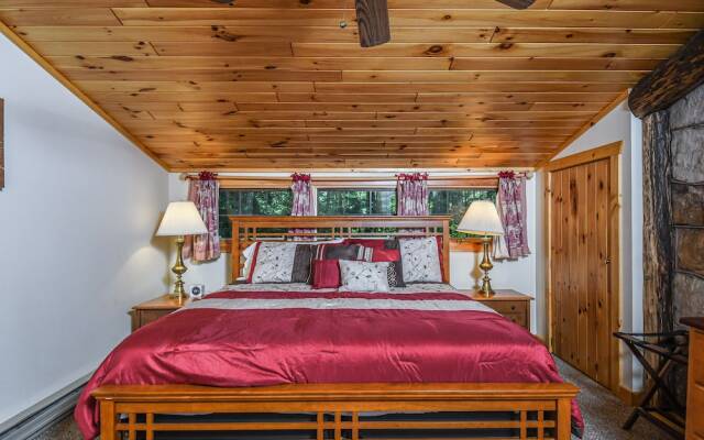 Tucked Inn 4 Bedroom House