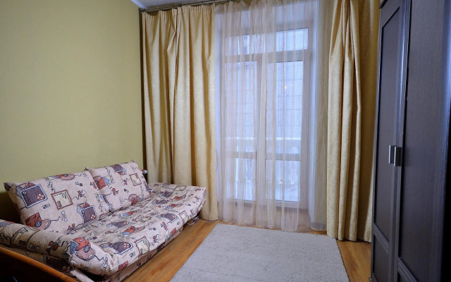 Апартаменты на проспекте Карла Маркса 22