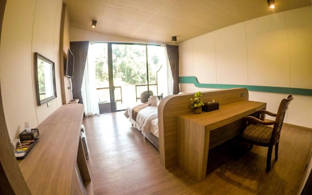 Binlha Raft Resort