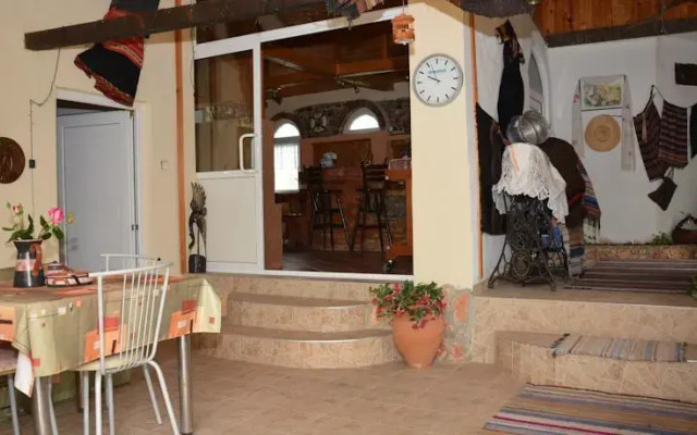 Guest House Mezhdu Dva Svyata-Stamovi