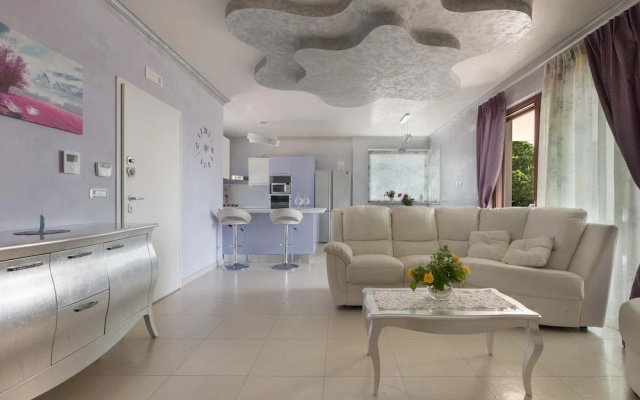 2088 Villa Marilda