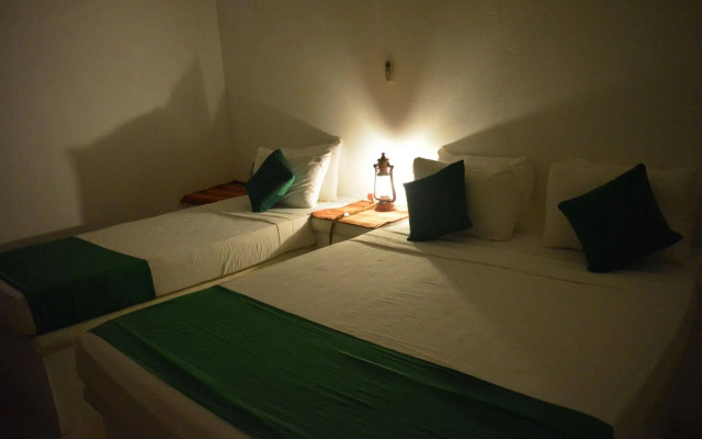 Roshanne Beach Resort