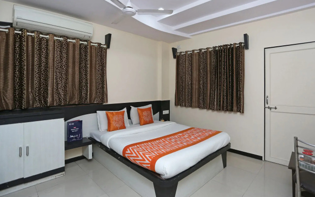OYO 7710 Kundan Regency