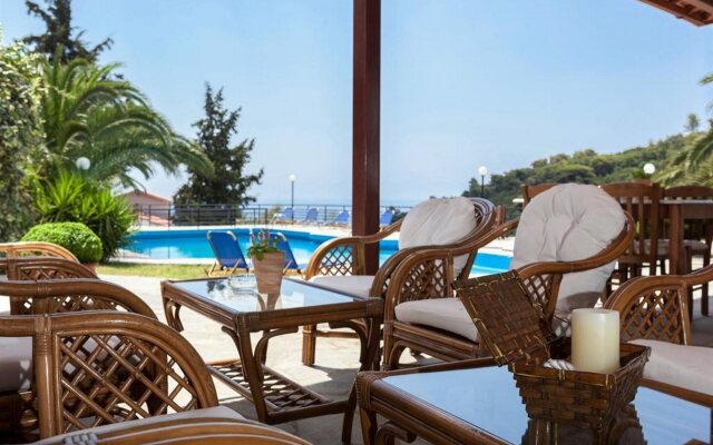 Stafylos Suites Boutique Hotel