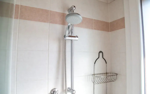 Centric Apartment by the Beach