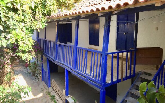 Hospedaje El Tambo B&B